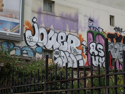 photo graffiti Paris 18eme arrondissement